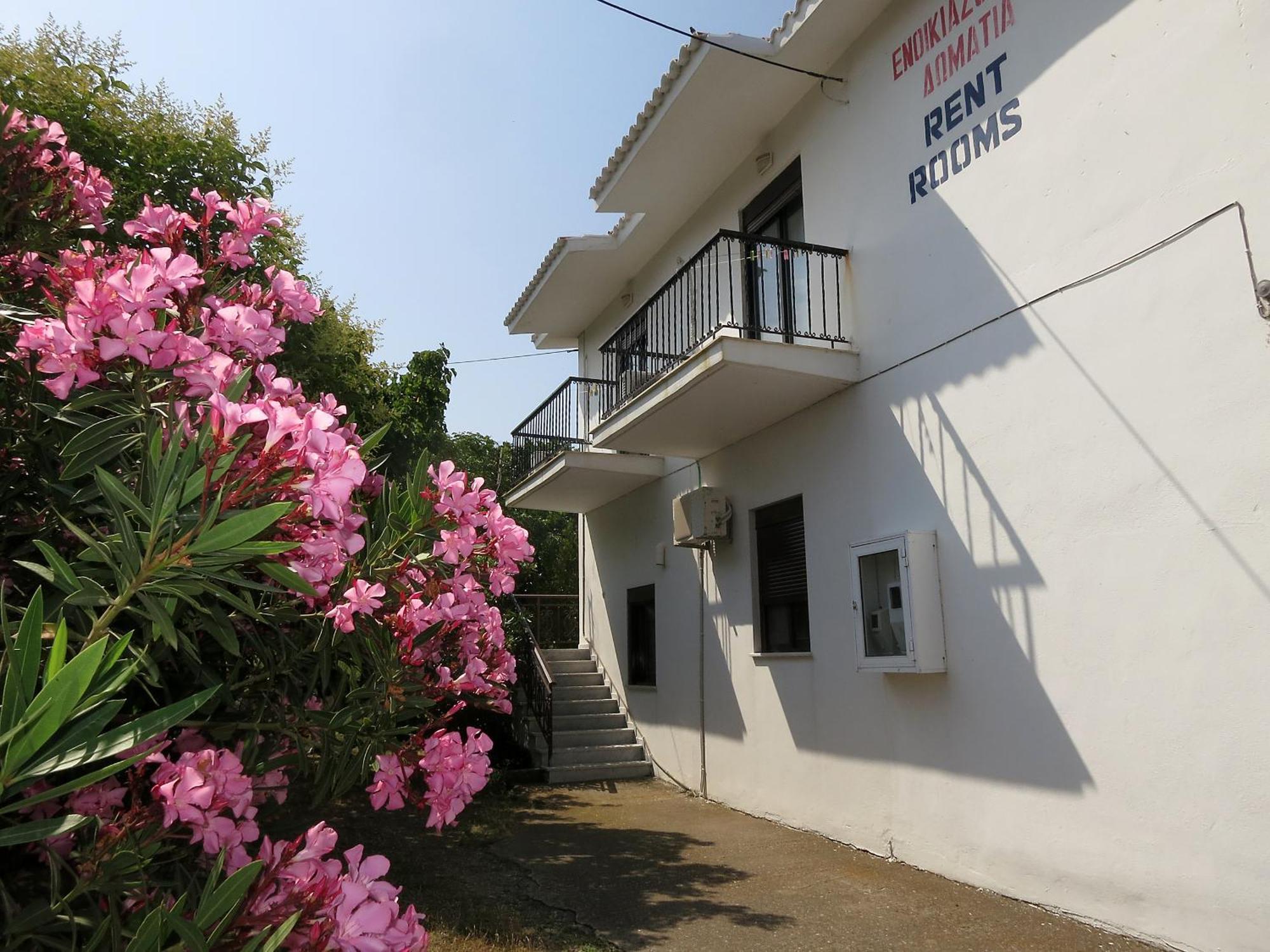 Thanasis Matsas Rooms Kamariotissa المظهر الخارجي الصورة